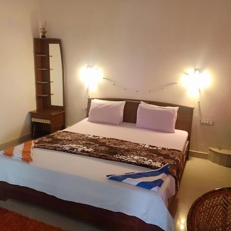 Marina Guest House โกวาลัม ภายนอก รูปภาพ